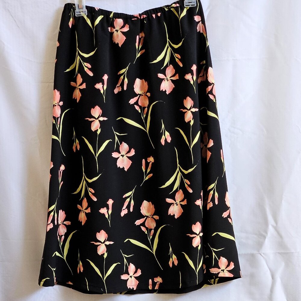 Skirt - Picture 1 of 1